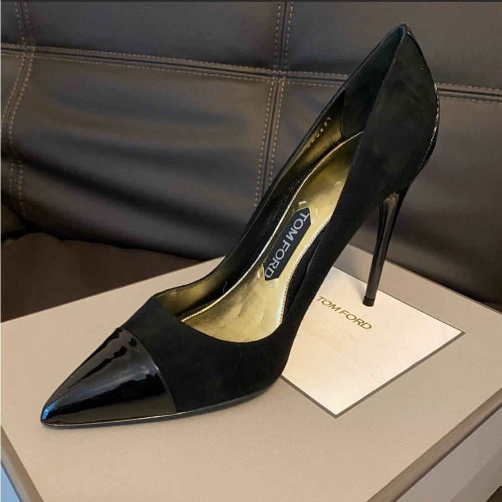 Tom Ford black suede and patent leather heels. - Picture 5 of 8